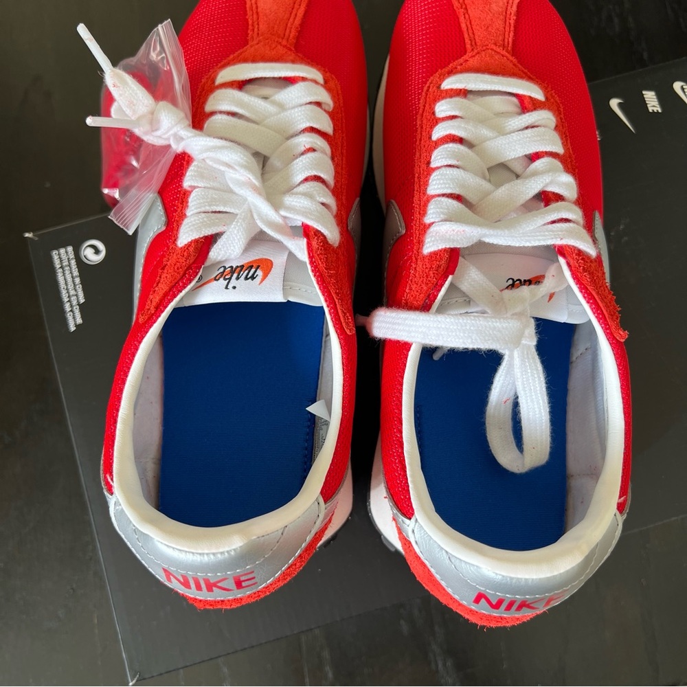 ✔️New✔️ NIKE LD 1000 University Red - Picture 8 of 11